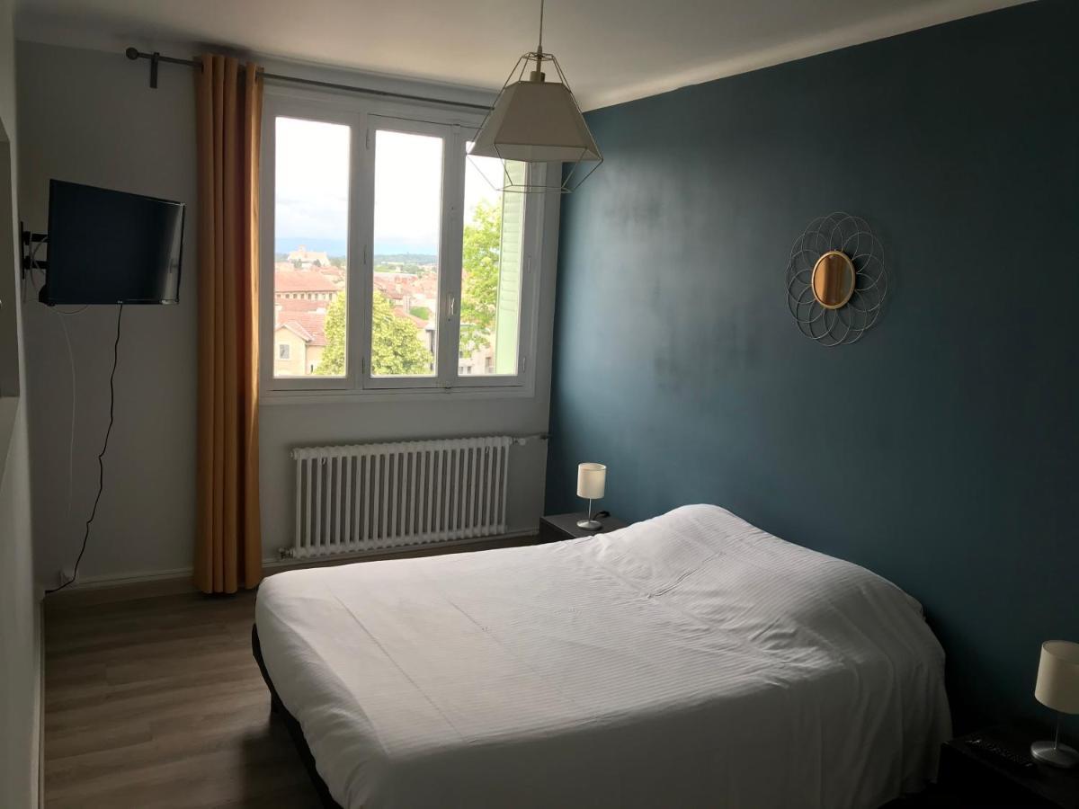 Bel Appartement Renove, Spacieux Et Lumineux Bourg-en-Bresse Exterior foto